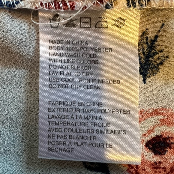 Paper Crane Off-White with Rust/Peach/Blue Floral Print Cami Top - Picture 11 of 12